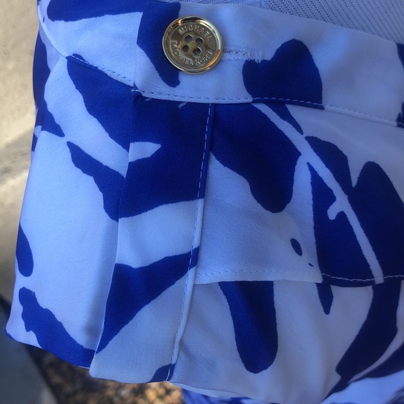 NWT! Michael Kors Sleeveless Blue & White Bold Print Ruffled Pleated Blouse!! - Picture 7 of 11